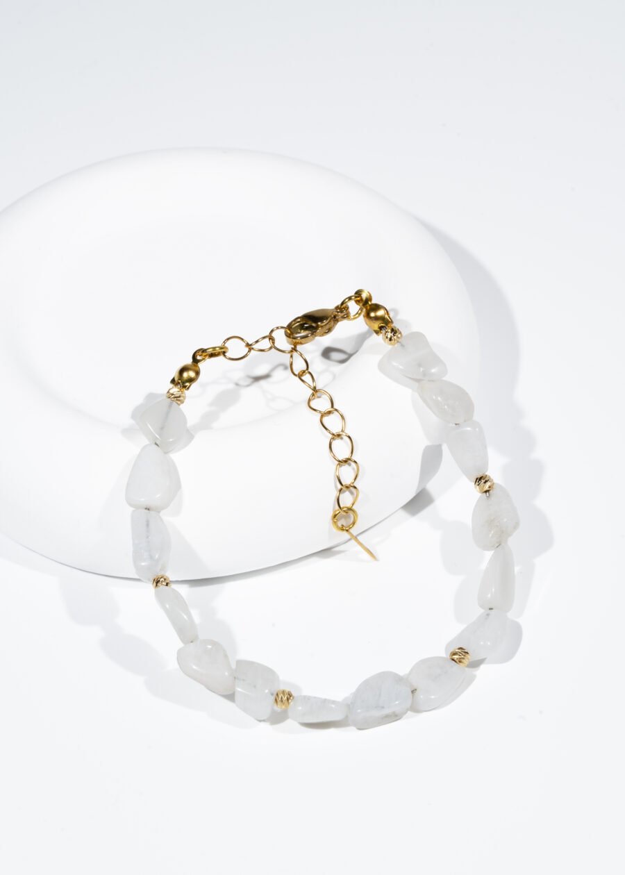 Dorika Top Detaylı Ay Taşı Doğal Taş Bileklik Dorika Top Detaylı Ay Taşı Doğal Taş Bileklik